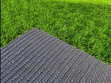 Lataa kuva Galleria-katseluun, Terassille tekonurmi